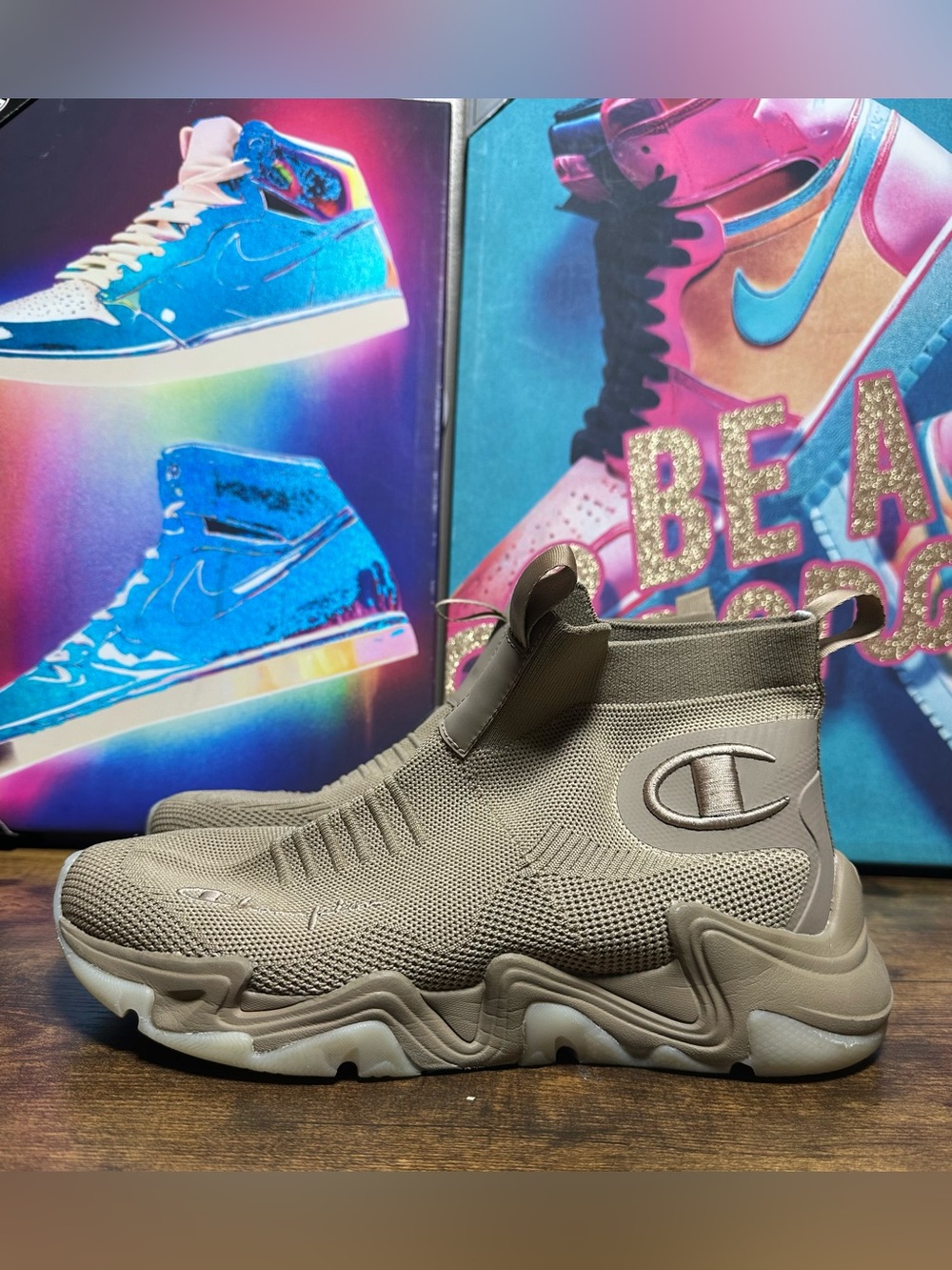 Champion Hyper C Raw  Pebble Stone Women Size 10
